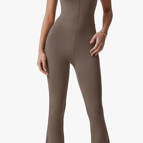 COPY - NWT flare jumpsuit. Size Small - Picture 3 of 6
